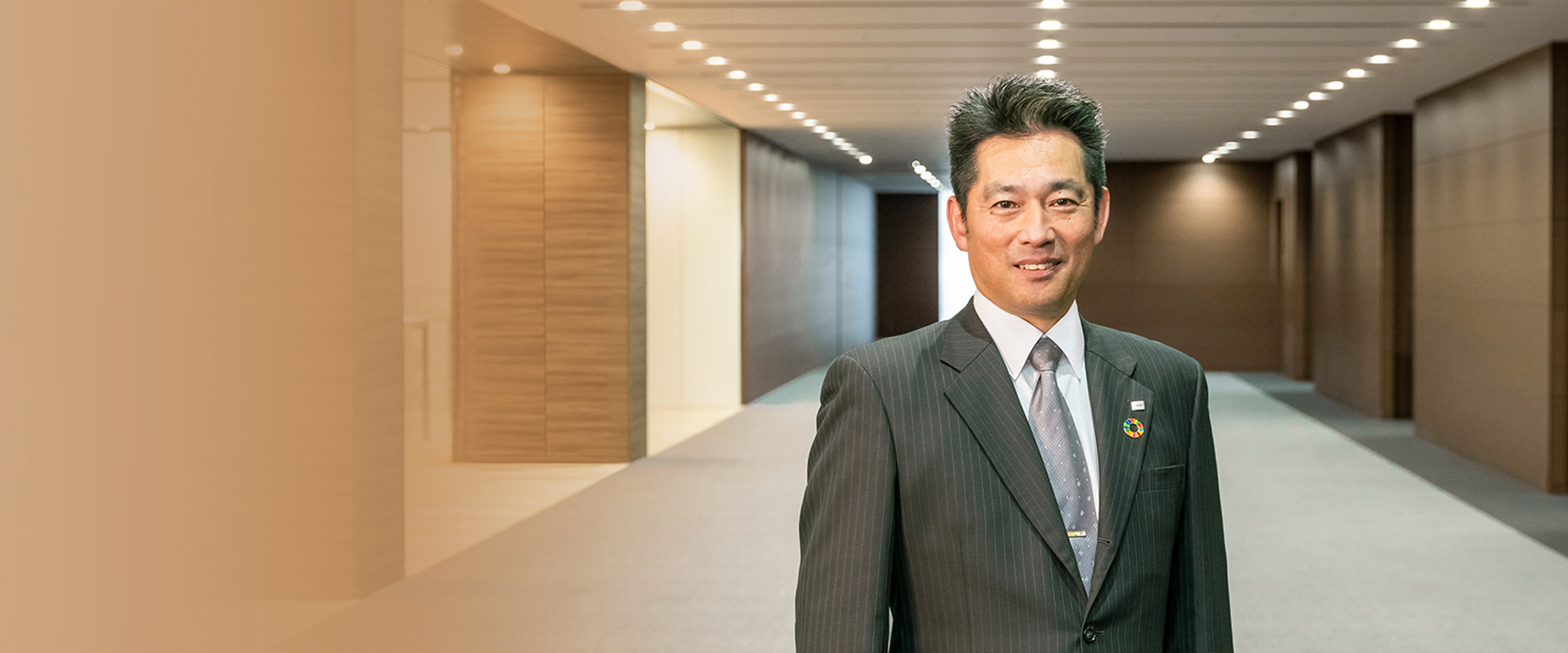 "以技術和質量的東芝"